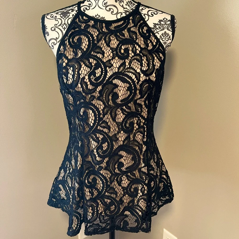 NWOT Black and cream lace peplum top